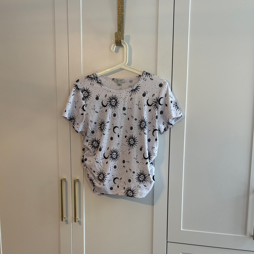 Orange Kiss Essentials cropped T